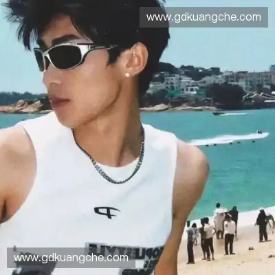乌琰肖